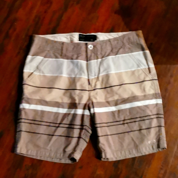 OAKLEY Men's shorts striped brown beige grey slim fit size 38 - Picture 3 of 4